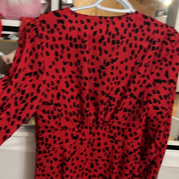 A long dress - Picture 4 of 5